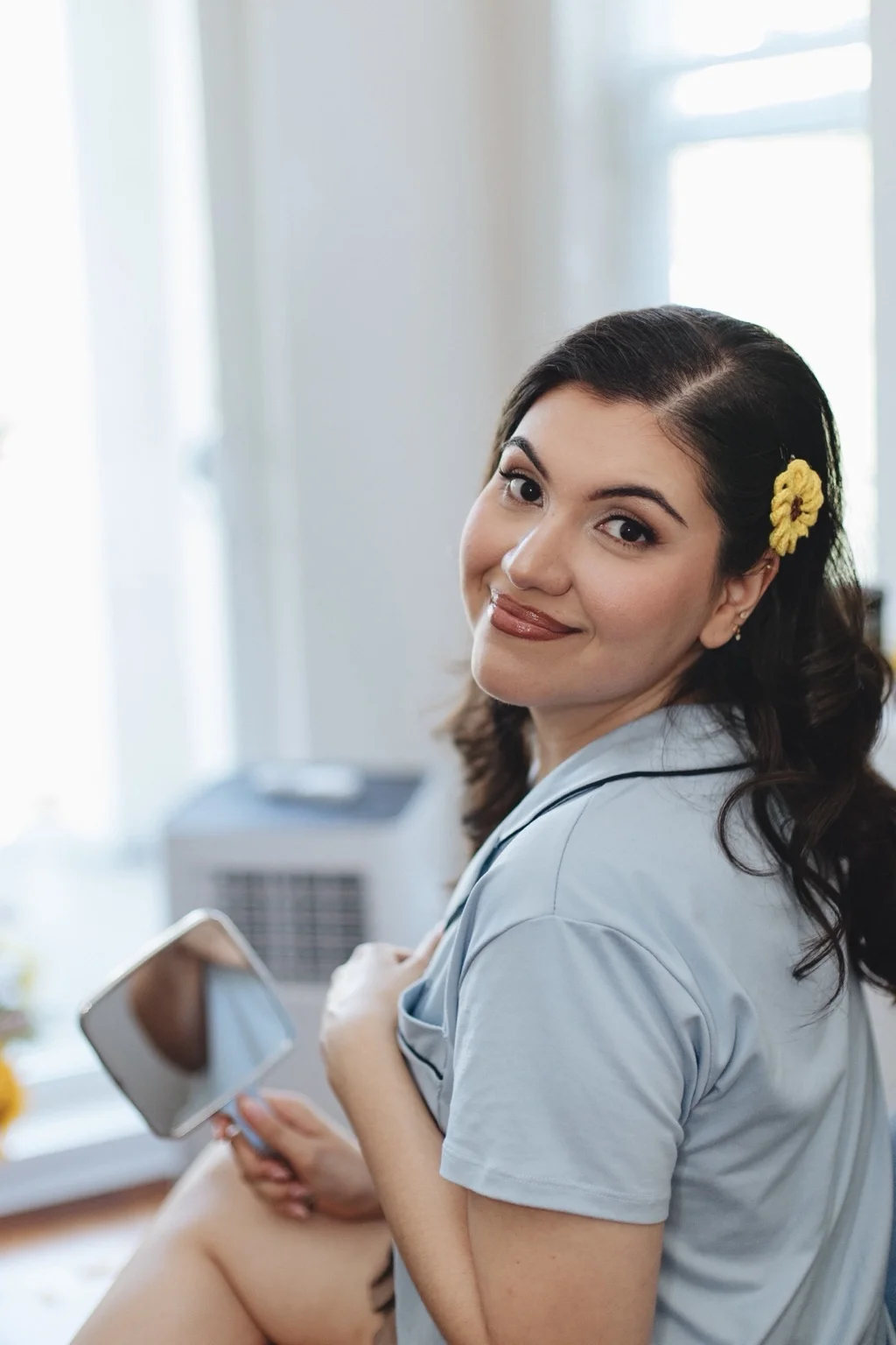 Soft makeup and loose waves for an event